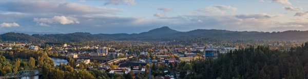 Champtey (Rattlesnake Butte) rises in the distance above Southeast Eugene, Oregon.